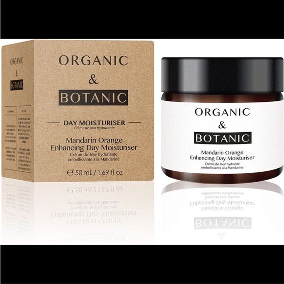 Dr Botanicals Organic & Botanic Mandarin Orange
Enhancing Day Moisturizer - Picture 6 of 16